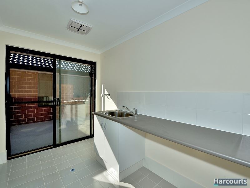 57 Waterlily Drive, Dudley Park WA 6210