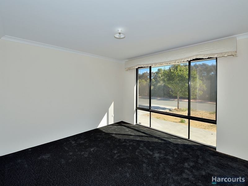 57 Waterlily Drive, Dudley Park WA 6210