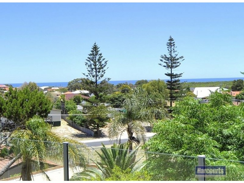40 Madora Beach Road, Madora Bay WA 6210