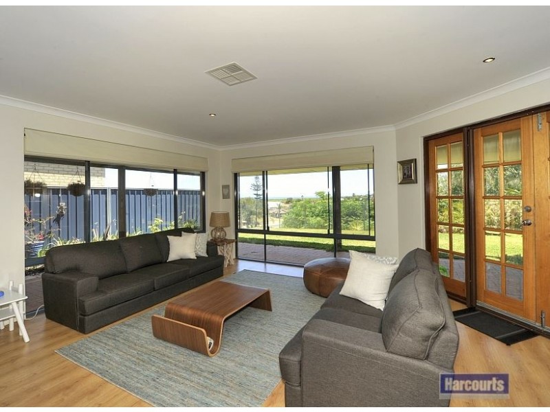 40 Madora Beach Road, Madora Bay WA 6210