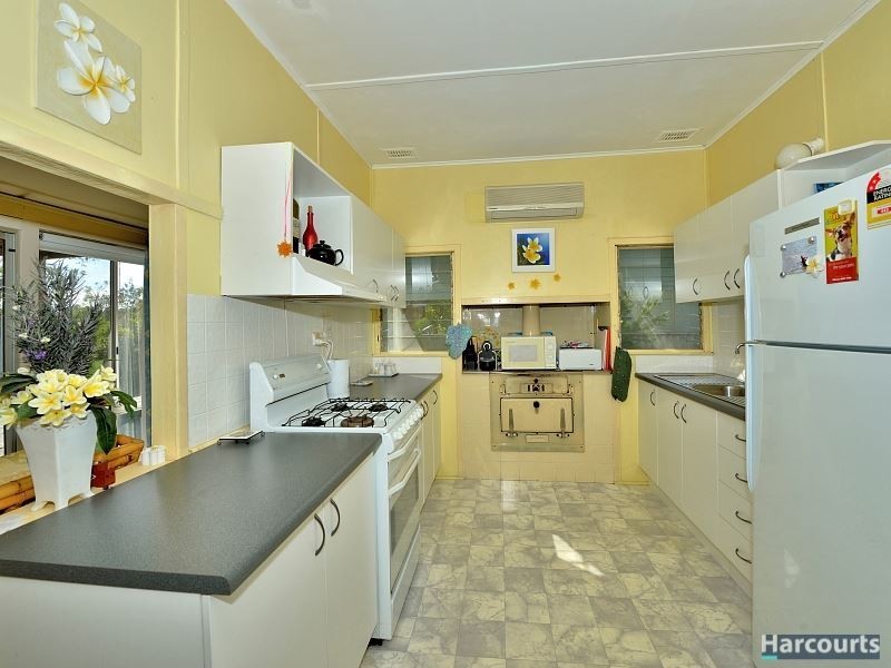 138 Banksia Terrace, South Yunderup WA 6208