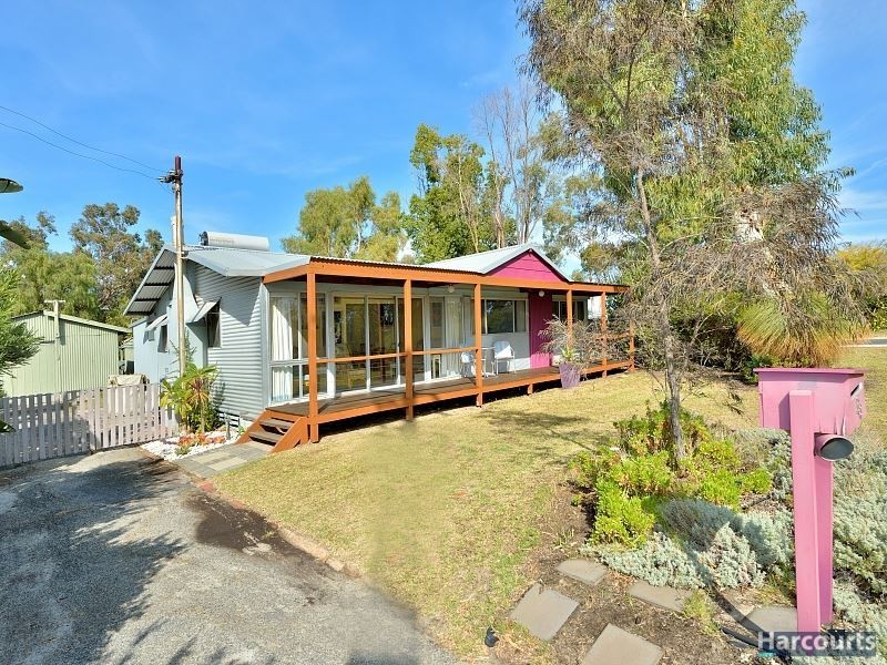 138 Banksia Terrace, South Yunderup WA 6208