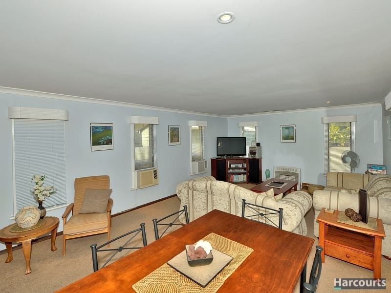 138 Banksia Terrace, South Yunderup WA 6208