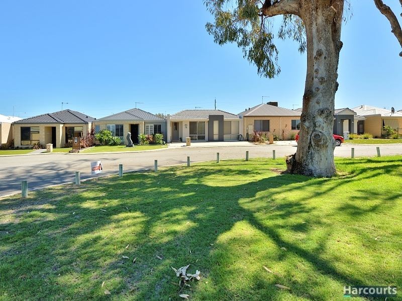 11 Sheffield Green, Greenfields WA 6210