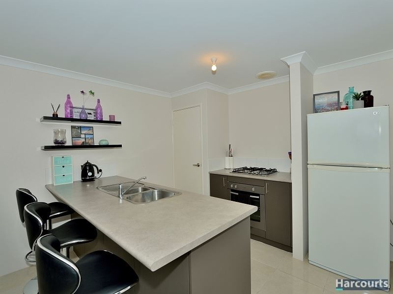 11 Sheffield Green, Greenfields WA 6210