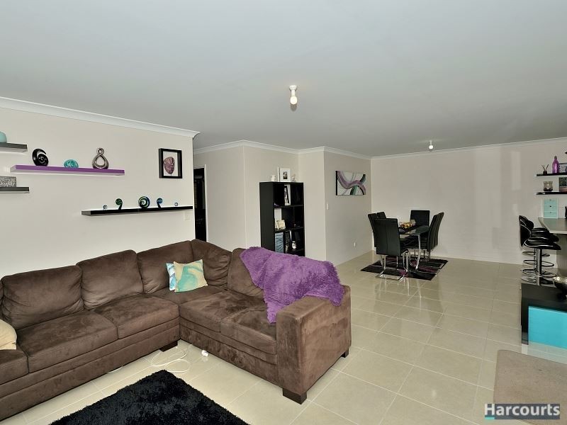 11 Sheffield Green, Greenfields WA 6210