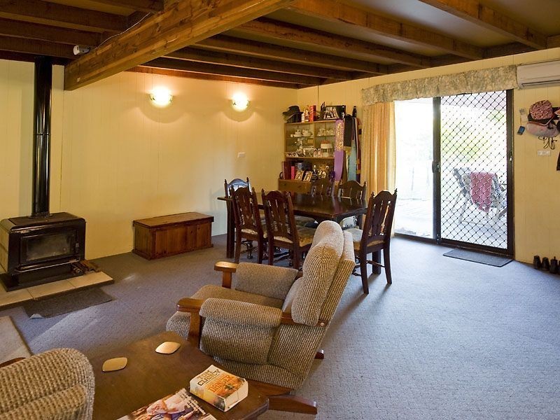 150 Lakelands Road, Barragup WA 6209