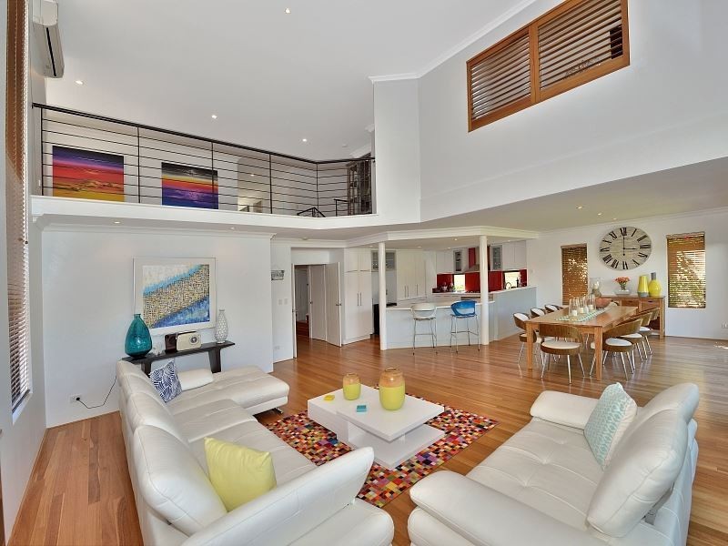 8 Sanddune Way, Wannanup WA 6210