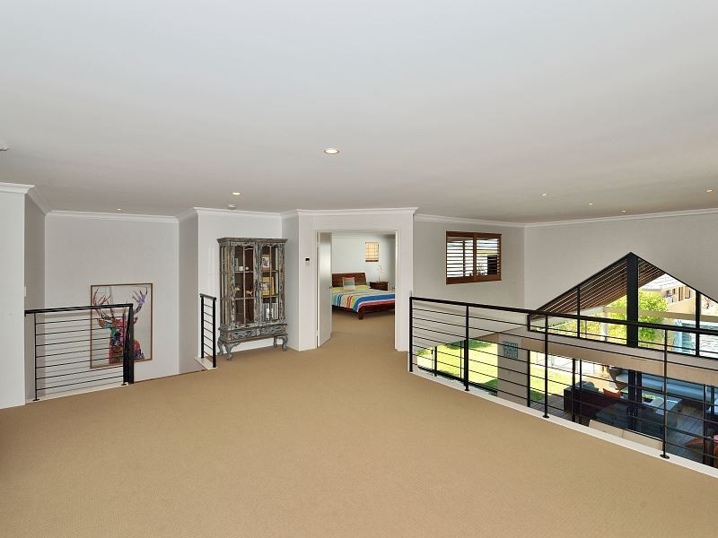 8 Sanddune Way, Wannanup WA 6210