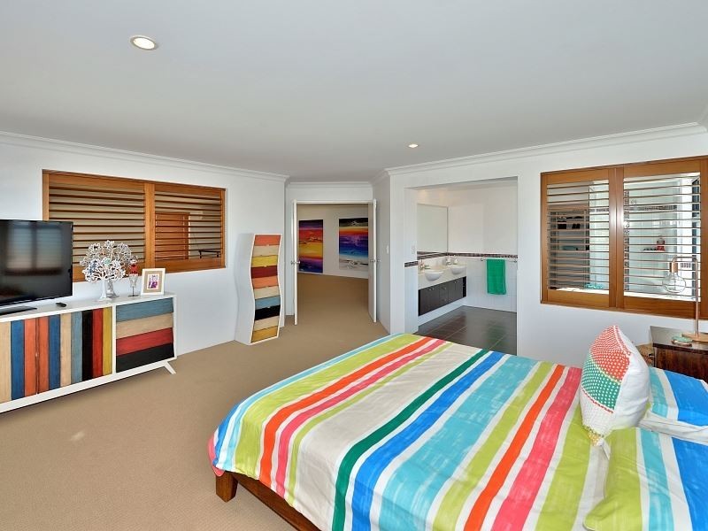 8 Sanddune Way, Wannanup WA 6210