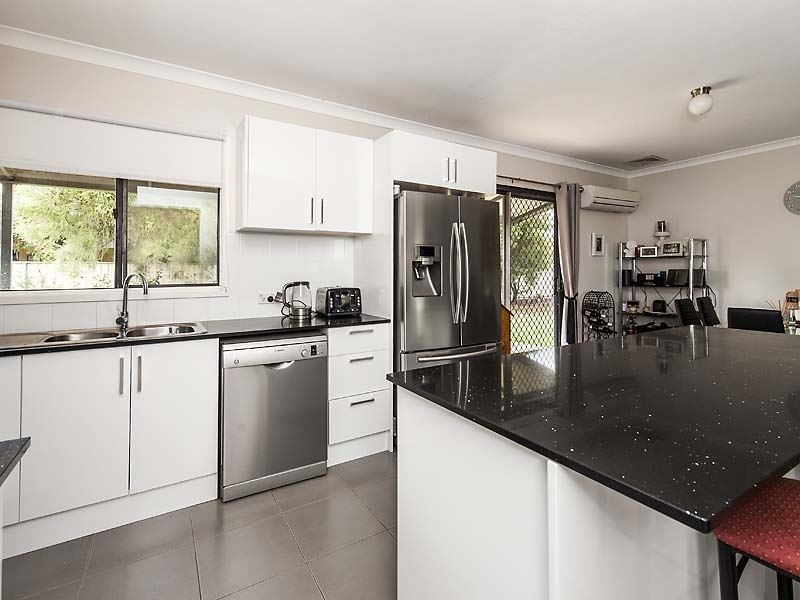 38 Dallas Street, Waroona WA 6215