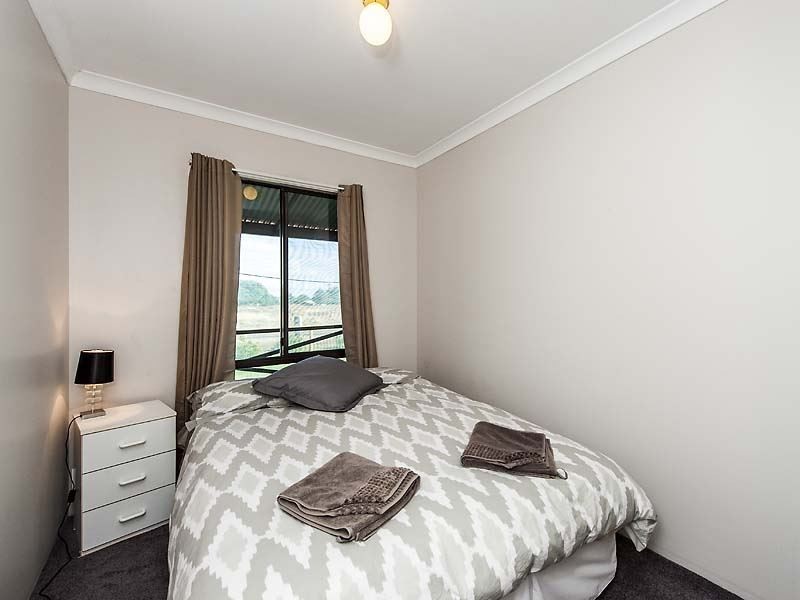 38 Dallas Street, Waroona WA 6215