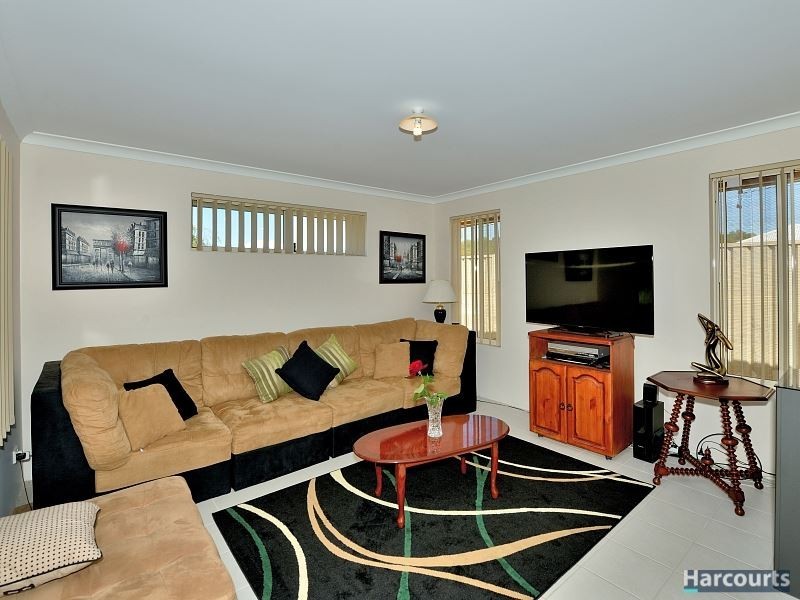 21 Coopers Mill Way, Ravenswood WA 6208