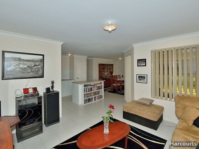 21 Coopers Mill Way, Ravenswood WA 6208