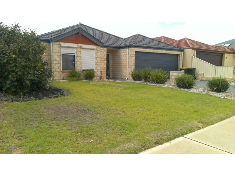 8 Lismore Ridge, Lakelands WA 6180