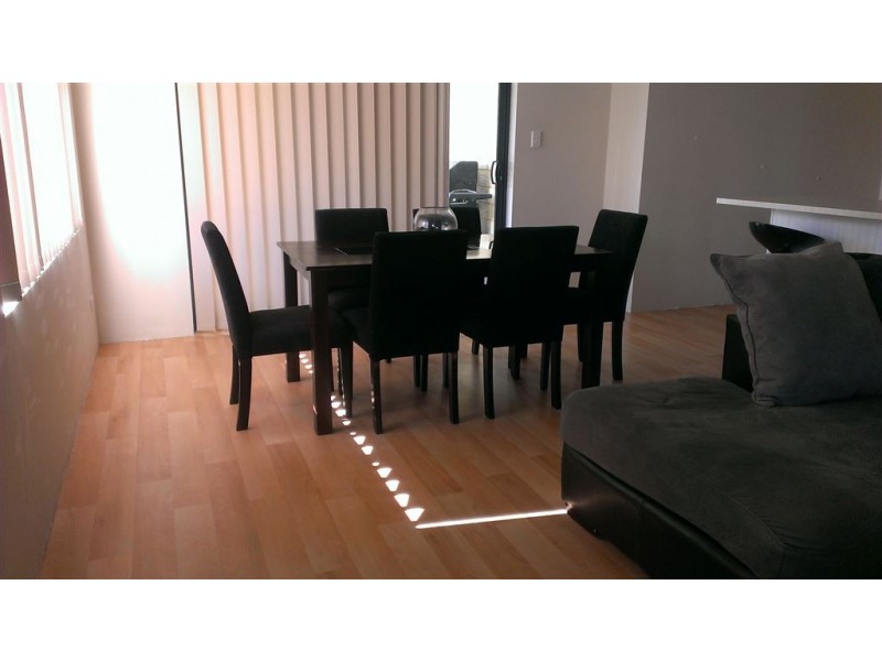 8 Lismore Ridge, Lakelands WA 6180