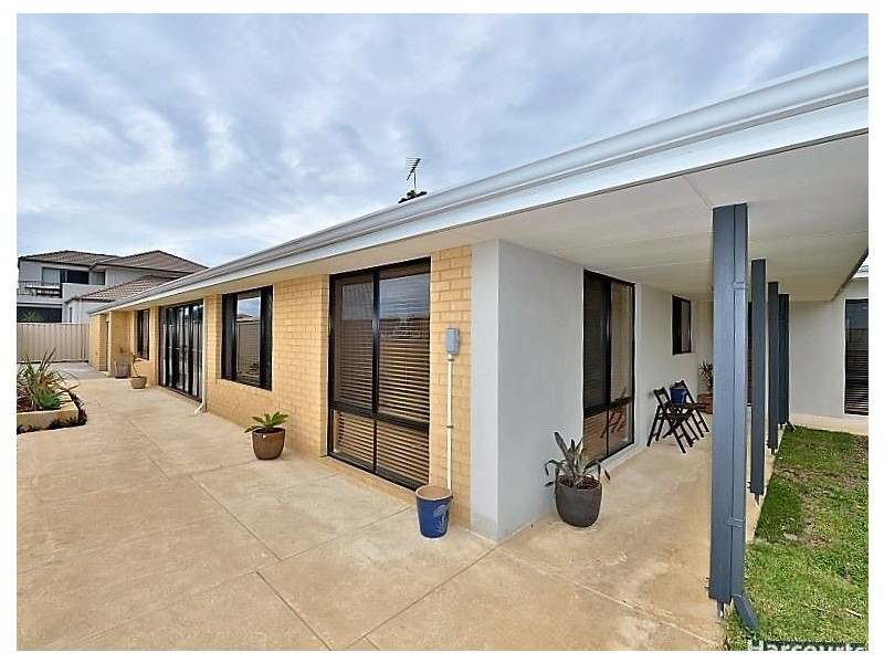 20 Albany Drive, Dawesville WA 6211