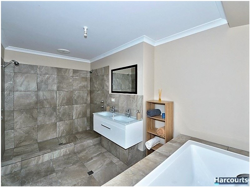 20 Albany Drive, Dawesville WA 6211