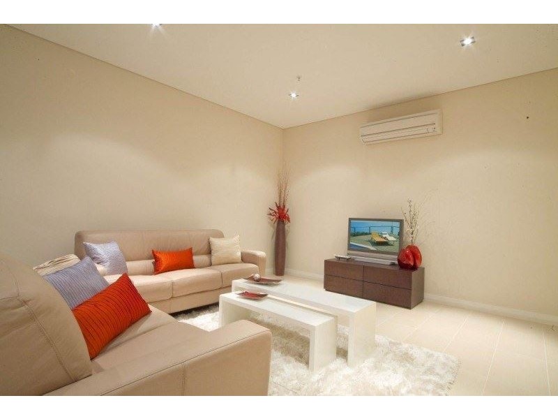2/32 Treviso Mews, Mandurah WA 6210