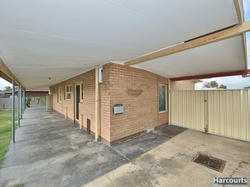 8 Maria Street, Dudley Park WA 6210