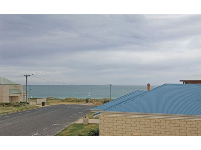 6 Barry Street, Mandurah WA 6210