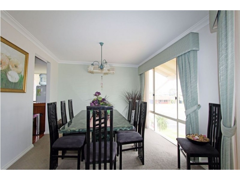 6 Barry Street, Mandurah WA 6210