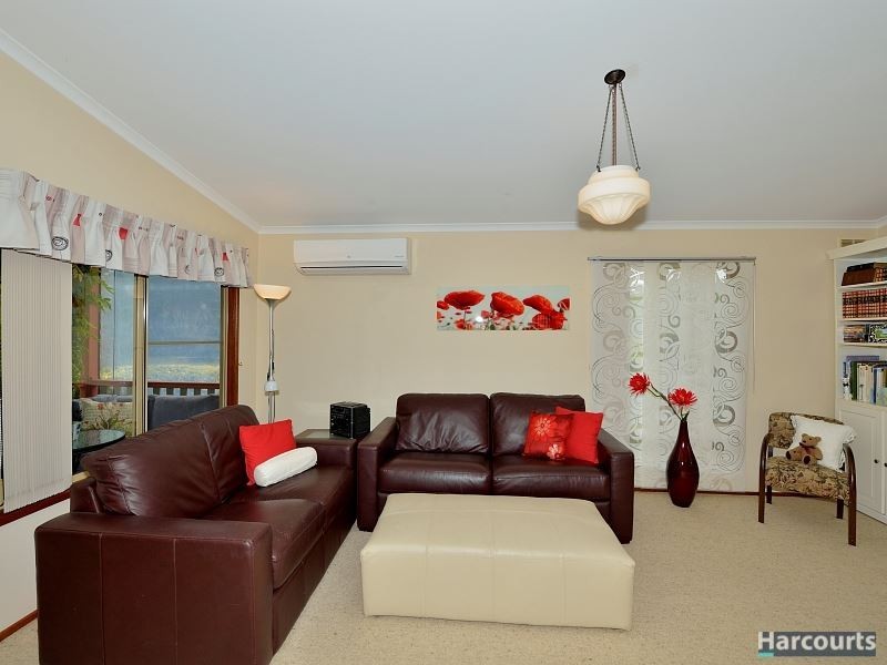 68 Hibiscus Drive, Mandurah WA 6210