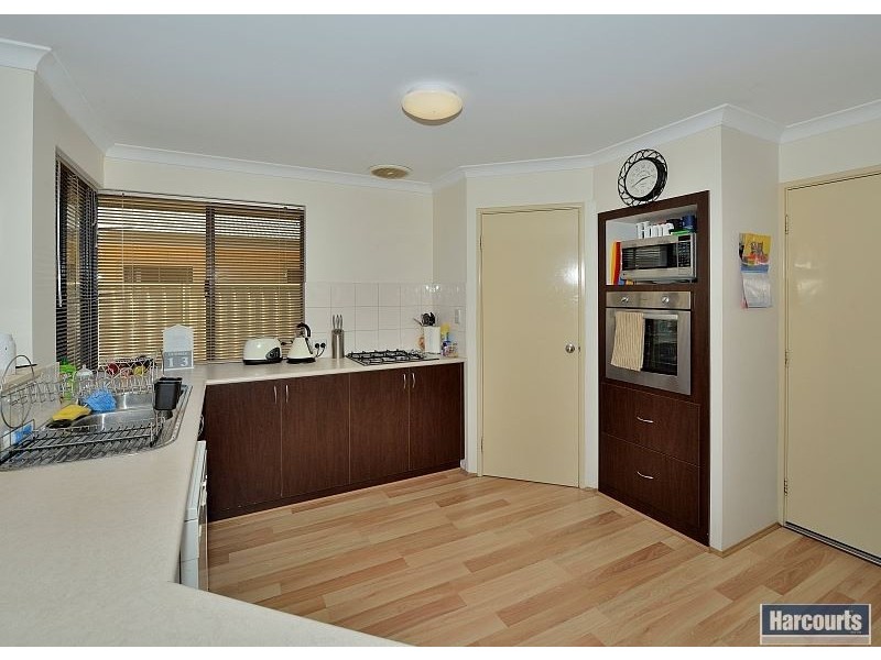 17 Guillardon Tce, Madora Bay WA 6210