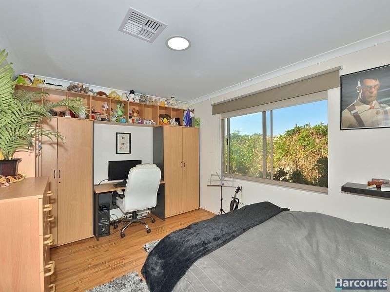 43 Ballard Meander, Lakelands WA 6180