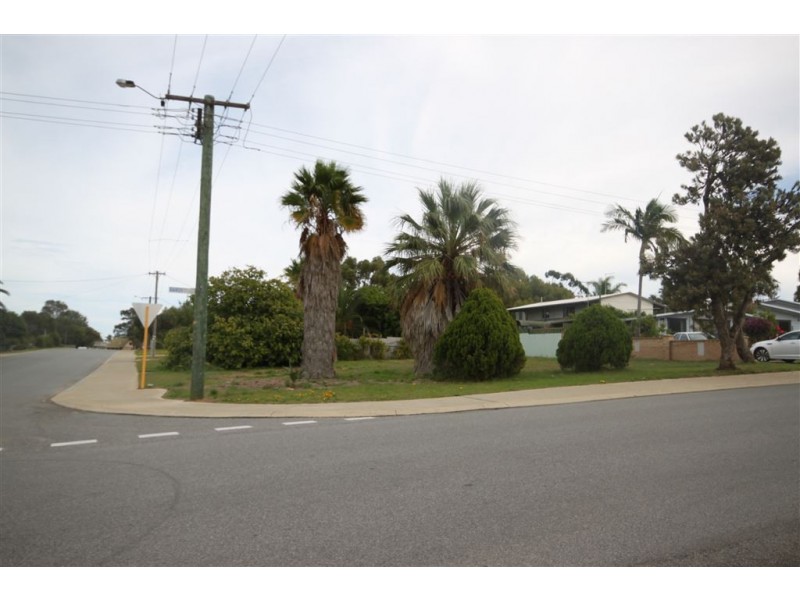 17 Baroy Street, Falcon WA 6210