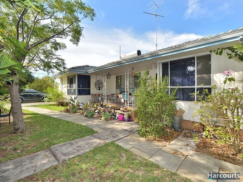 39 Wanjeep Street, Coodanup WA 6210
