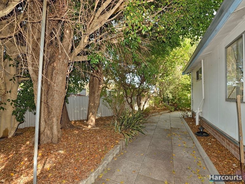 39 Wanjeep Street, Coodanup WA 6210