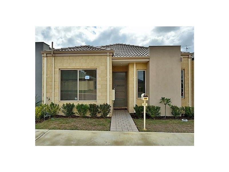 47 Kerkeri Heights, Lakelands WA 6180