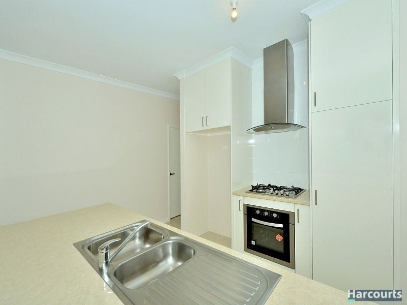 47 Kerkeri Heights, Lakelands WA 6180