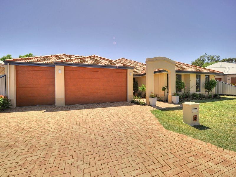 10 Peach Tree Pass, Meadow Springs WA 6210