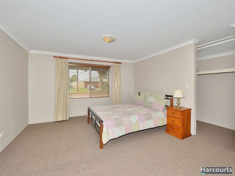 53 Pebblebeach Boulevard, Meadow Springs WA 6210