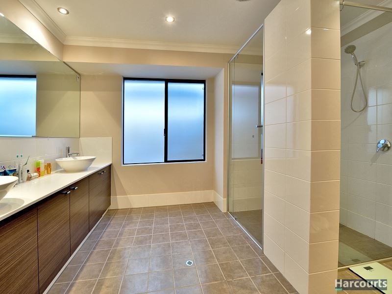 24 Caddadup Retreat, Dawesville WA 6211