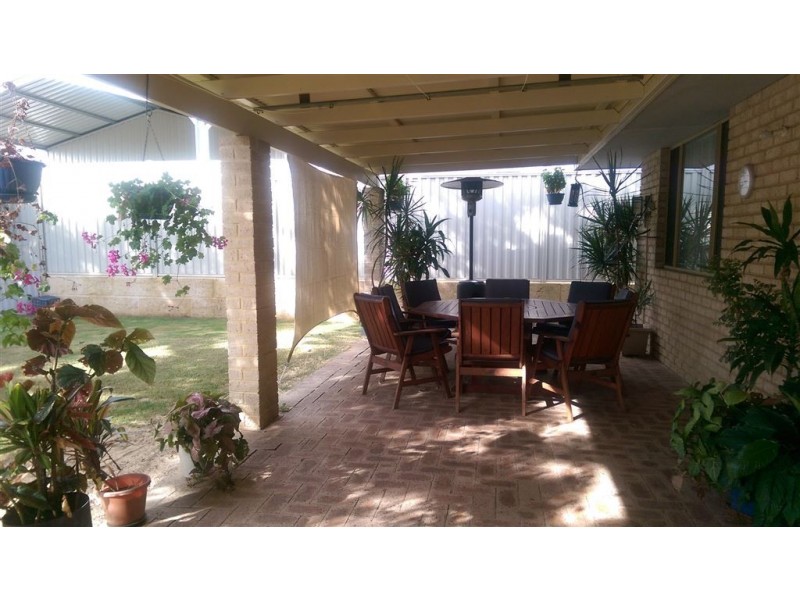 24 Parmelia Way, Madora Bay WA 6210