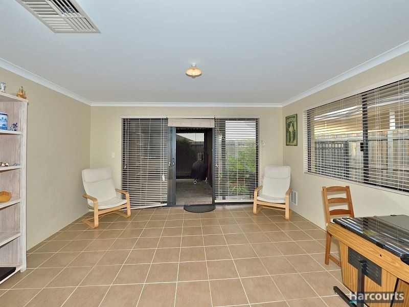 3 Splendens Turn, Halls Head WA 6210
