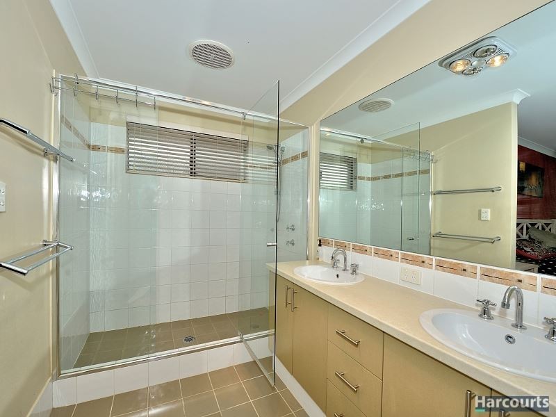 3 Splendens Turn, Halls Head WA 6210