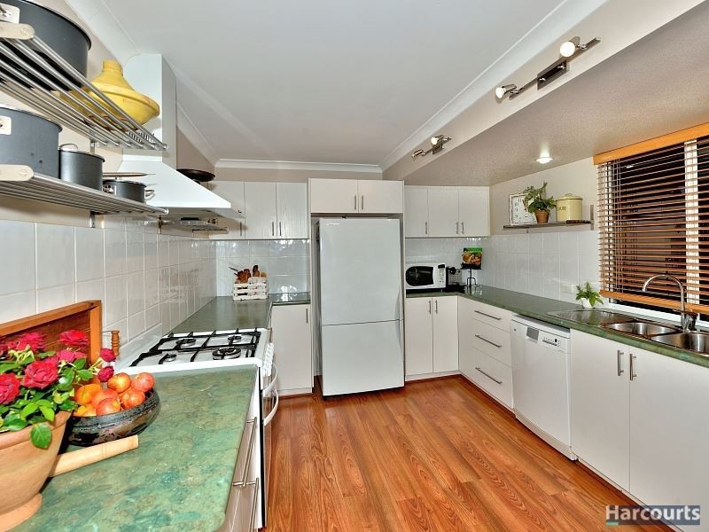 1 Spyglass Rise, Halls Head WA 6210