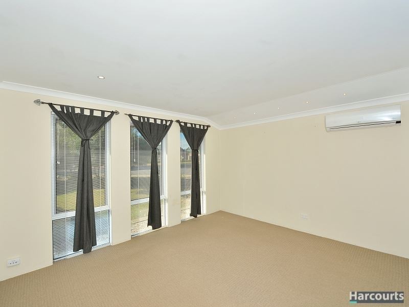 15 Beacham Street, Coodanup WA 6210