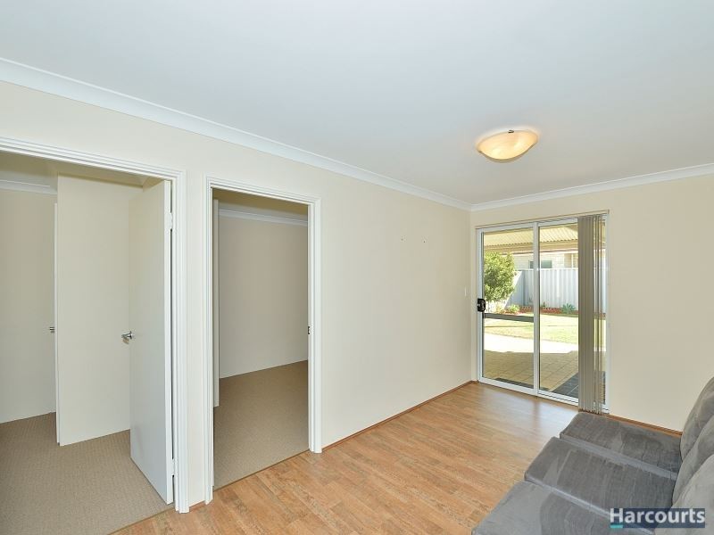 15 Beacham Street, Coodanup WA 6210