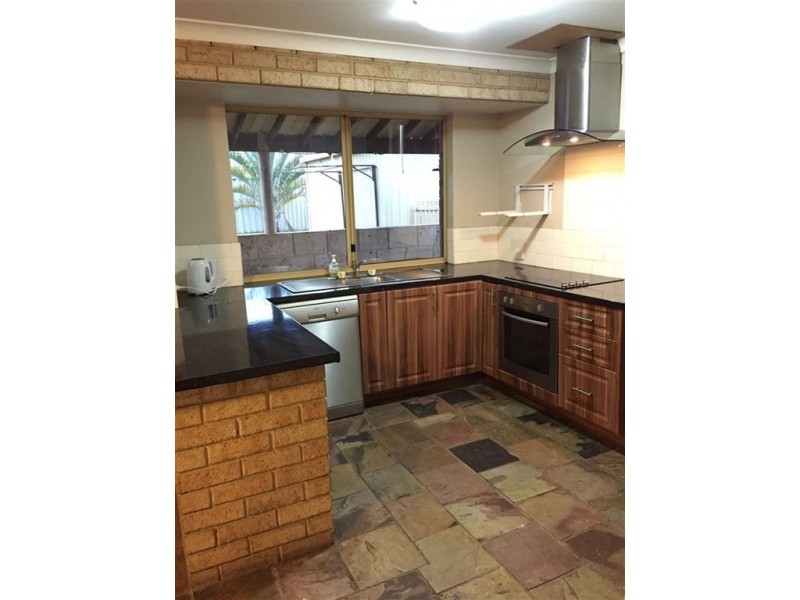 11 Torrens Place, Greenfields WA 6210