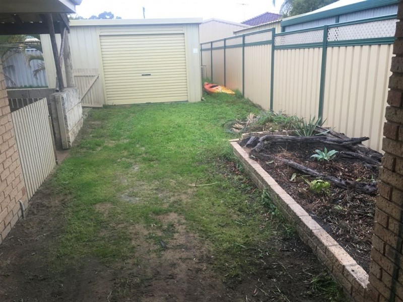 11 Torrens Place, Greenfields WA 6210