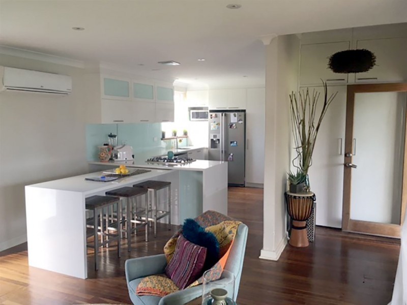 68 Leslie Street, Dudley Park WA 6210