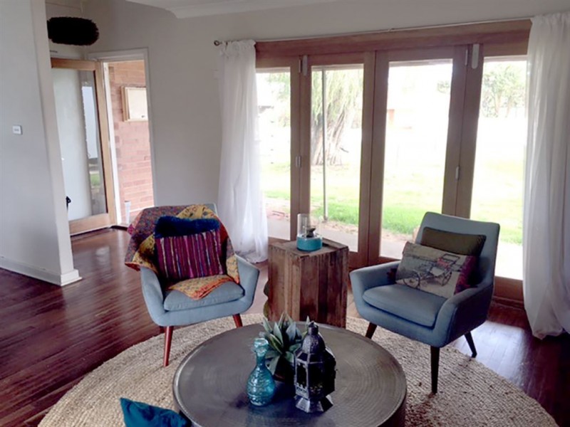 68 Leslie Street, Dudley Park WA 6210