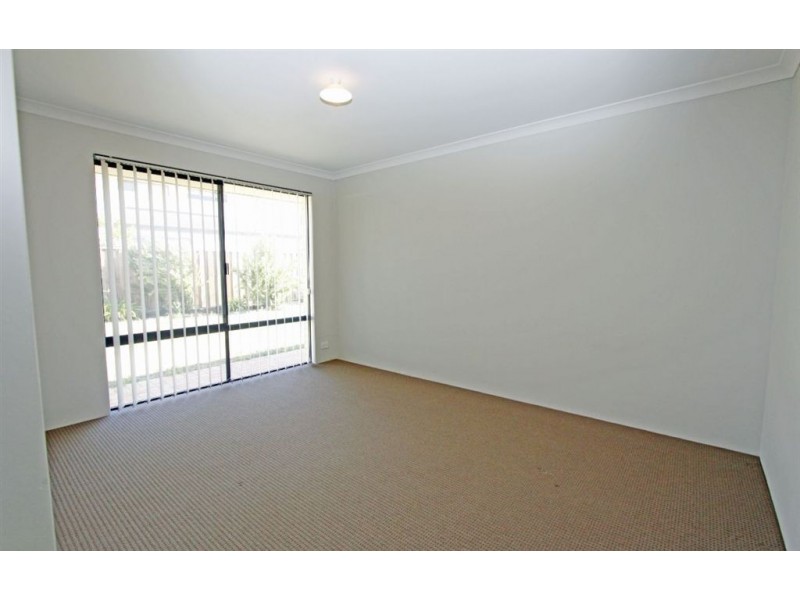 41 Camden Way, Meadow Springs WA 6210