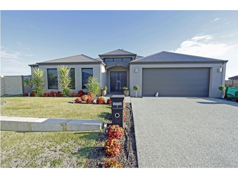 7 Orania Pass, Halls Head WA 6210