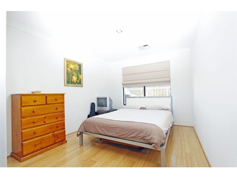 7 Orania Pass, Halls Head WA 6210